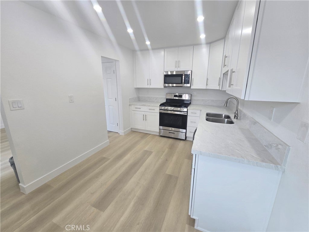 Photo of Listing #OC26009576