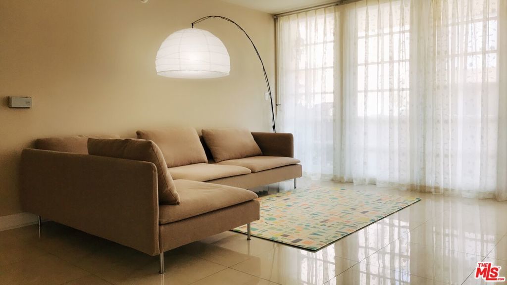 Photo of Listing #26638347