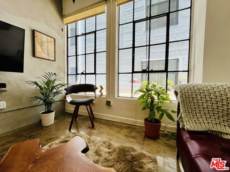 Photo of Listing #26635677