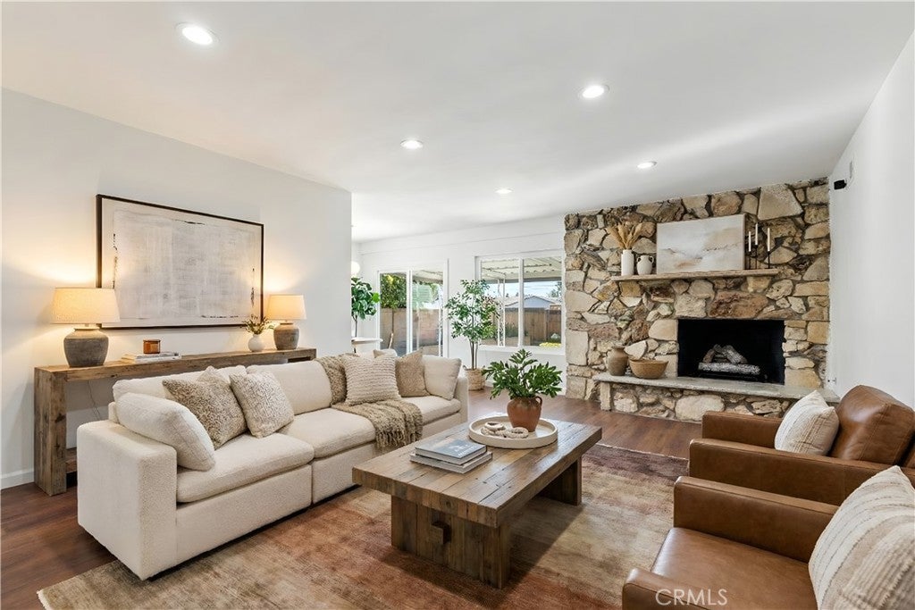 Photo of Listing #SR26009798