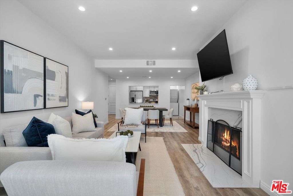 Photo of Listing #26638197