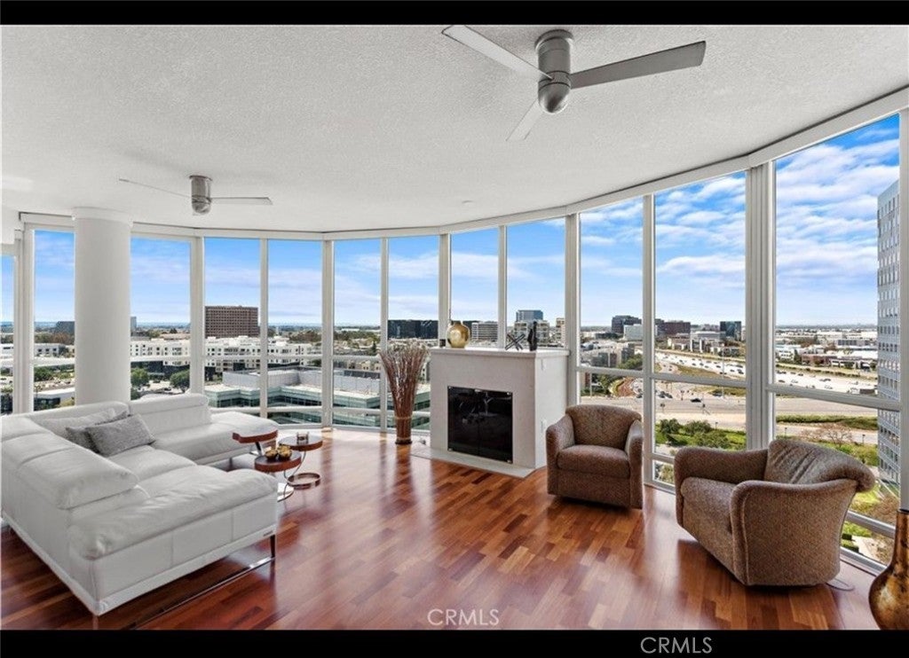 Photo of Listing #OC26011390