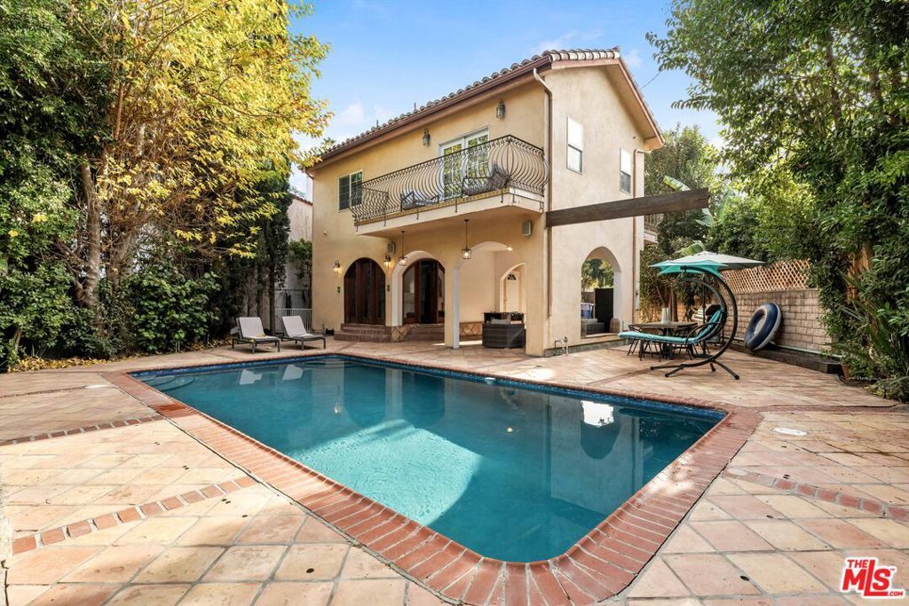 Photo of Listing #26639343