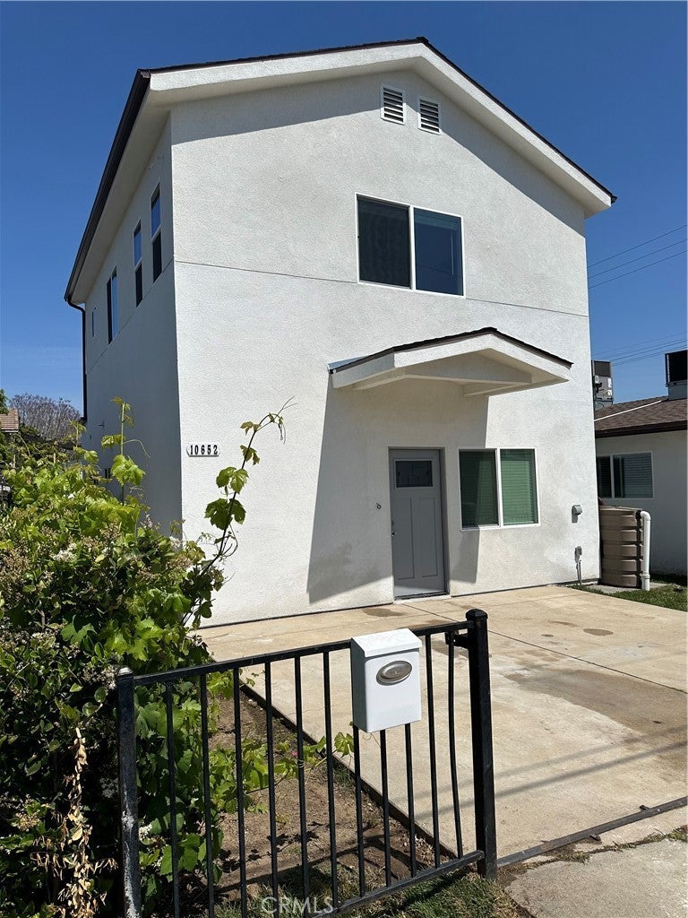 Photo of Listing #SR26011637