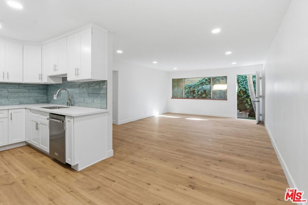 Photo of Listing #26638973