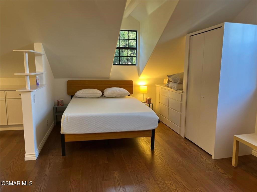 Photo of Listing #226000268