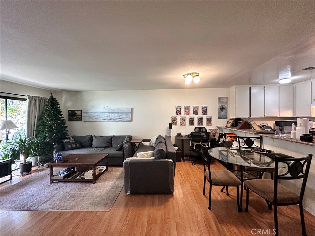 Photo of Listing #TR26012218