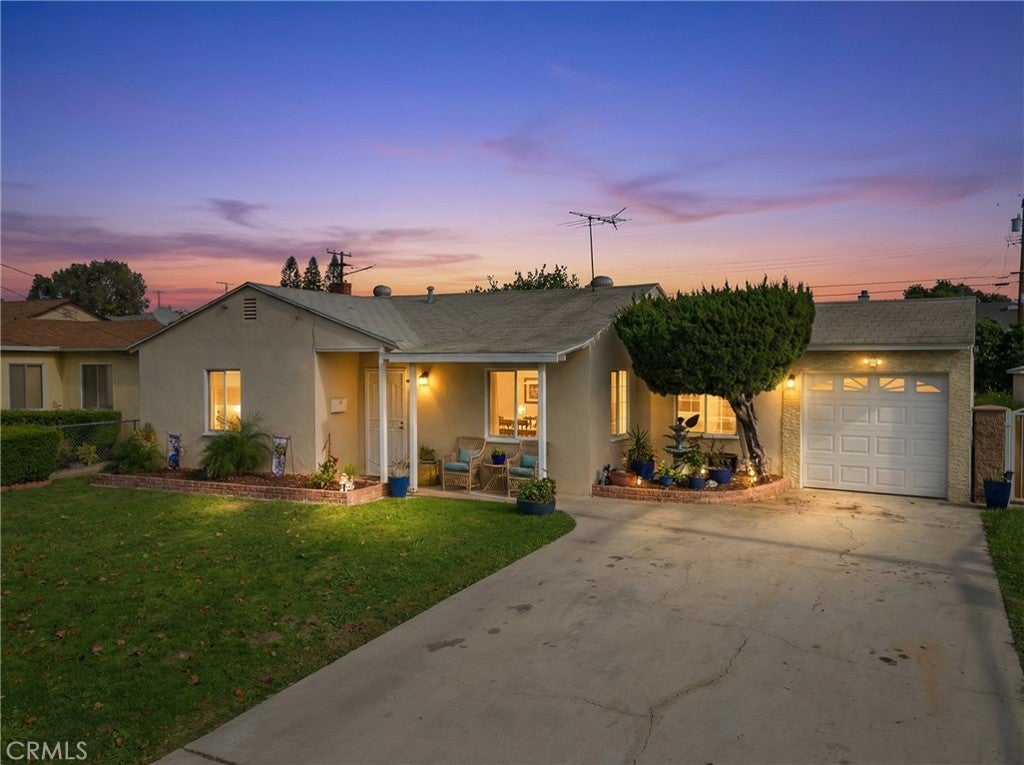 Photo of Listing #DW26007343