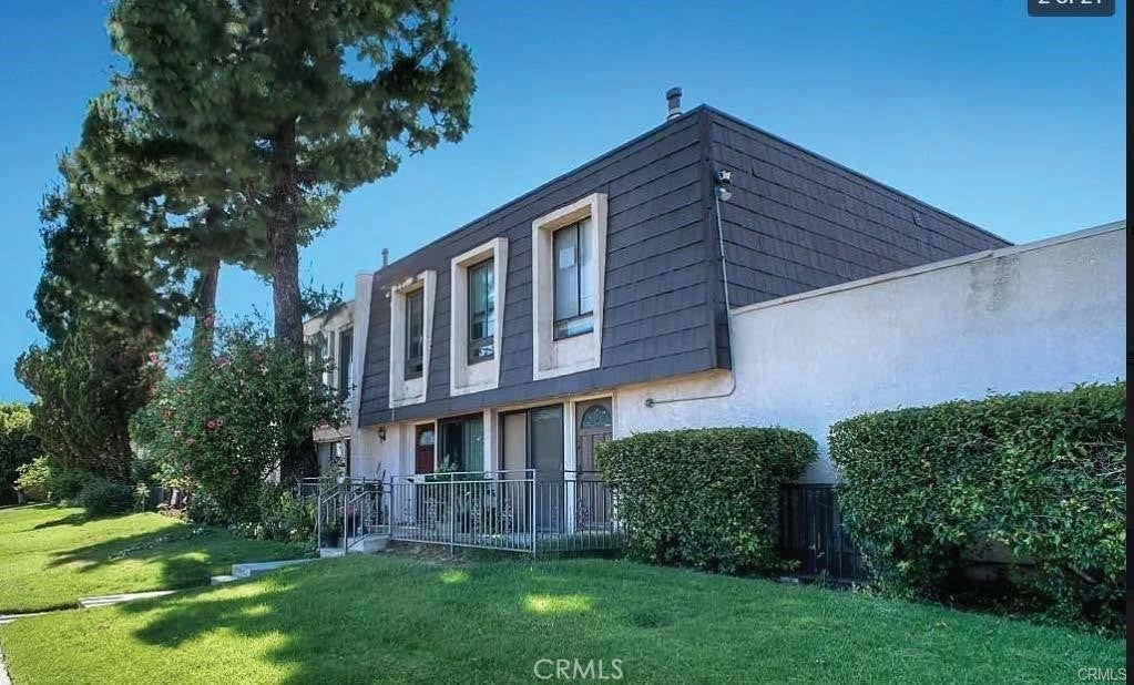 Photo of Listing #SR26012442