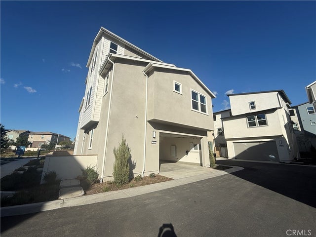 313 Proctor, Irvine.