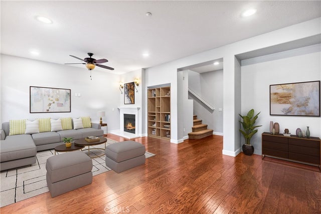 116 Chantilly, Irvine.