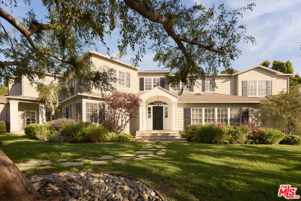 Photo of Listing #26638557