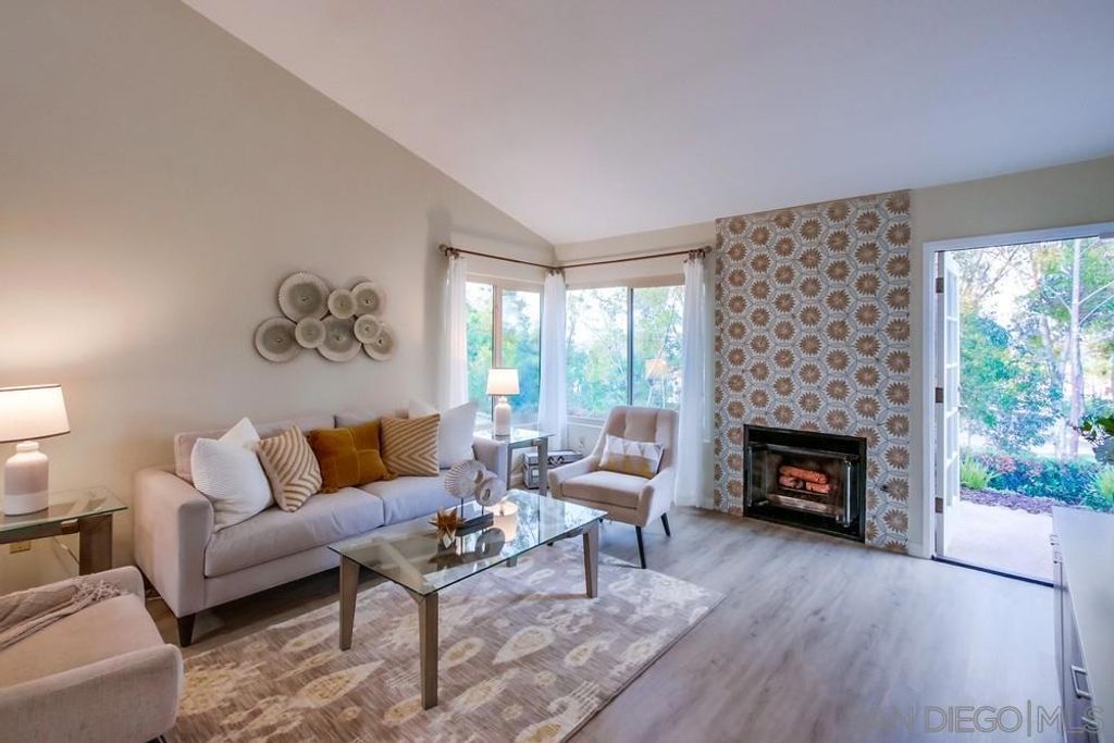 12242 Paseo Lucido # C, San Diego