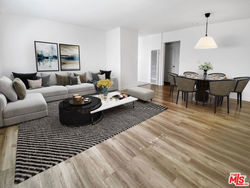 Photo of Listing #26640007