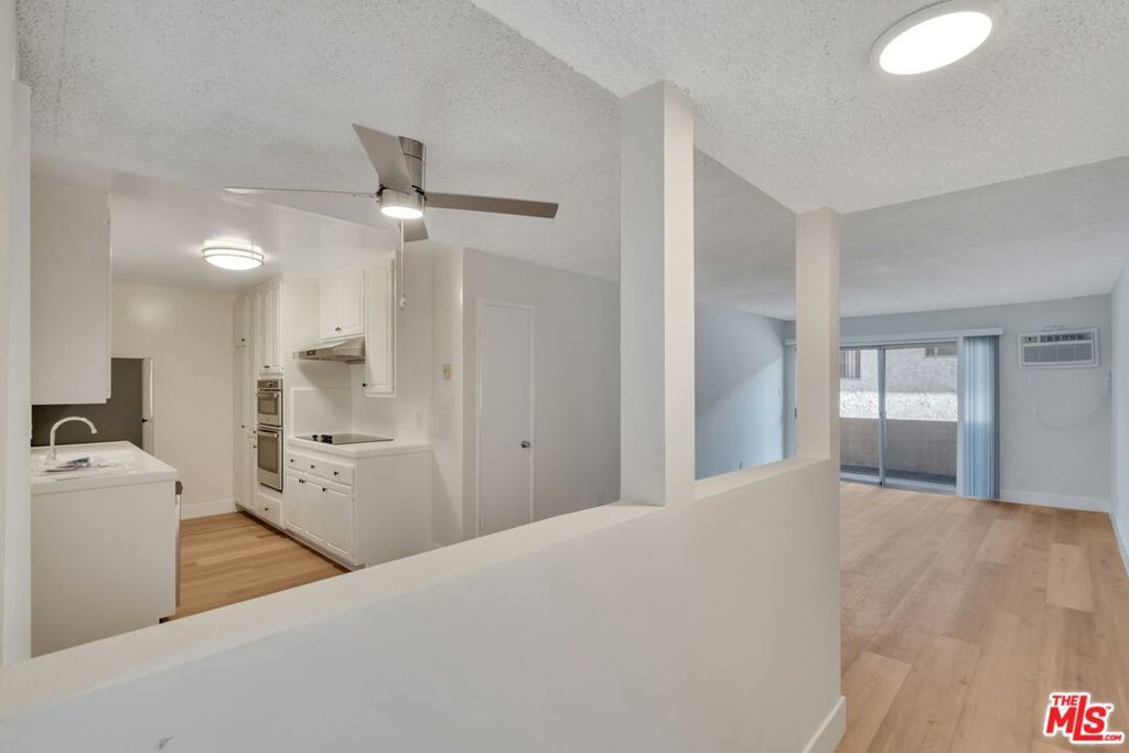 Photo of Listing #26639381