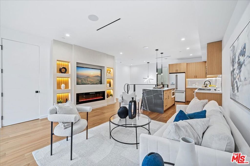 Photo of Listing #26634575