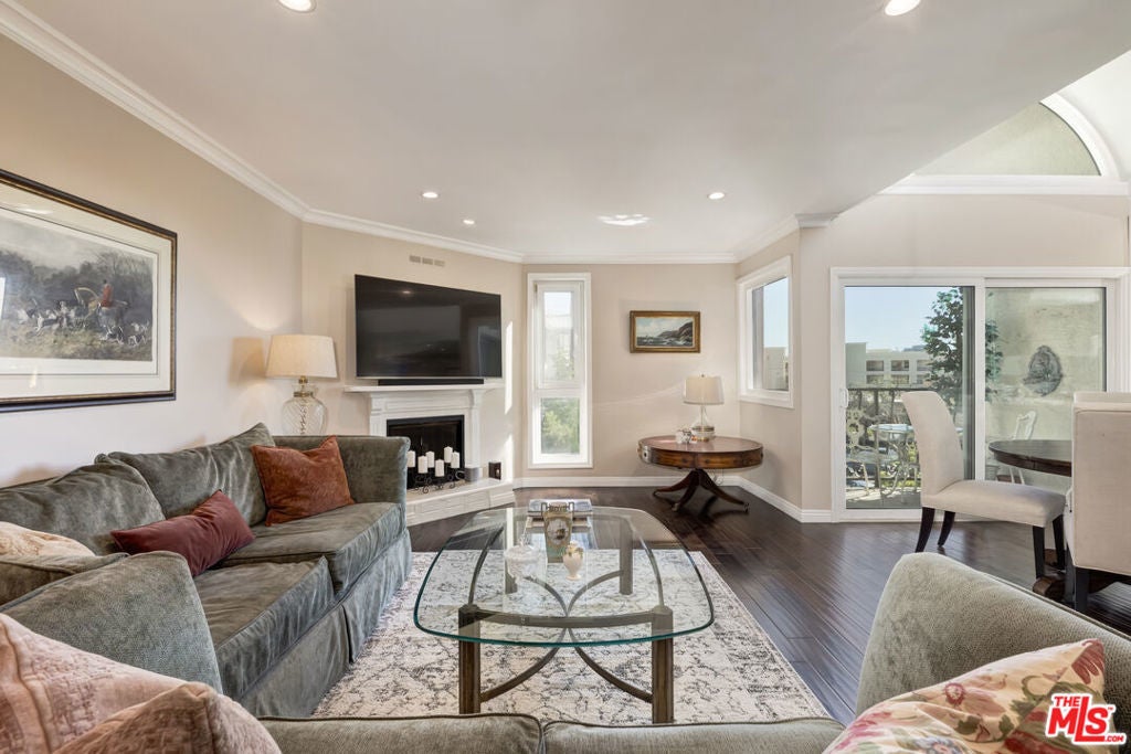 Photo of Listing #26640369