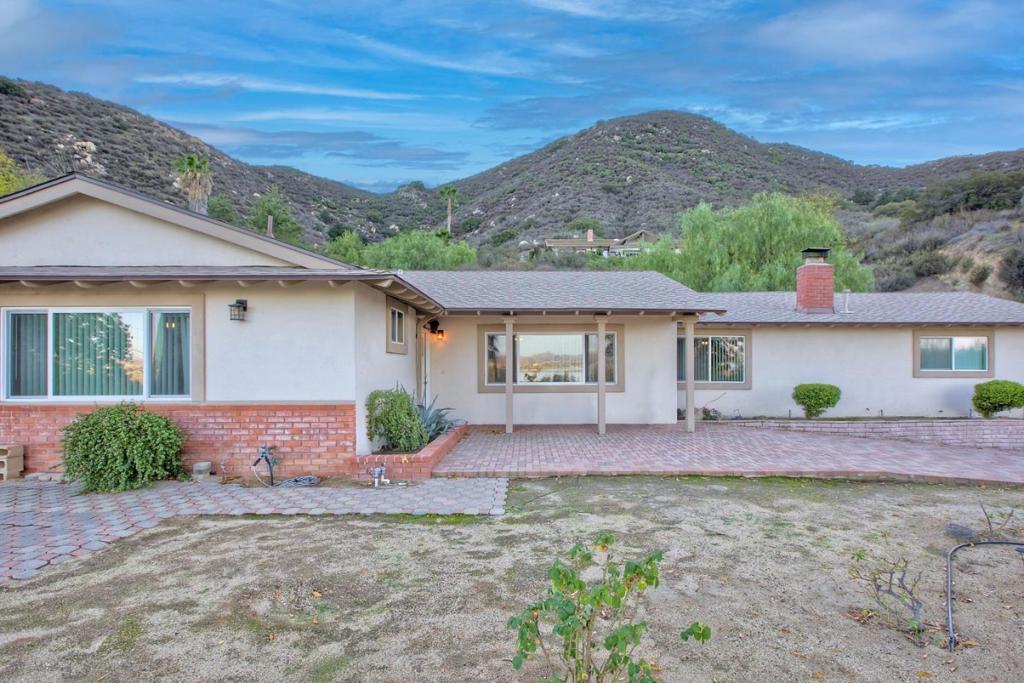 Photo of Listing #ML82031899