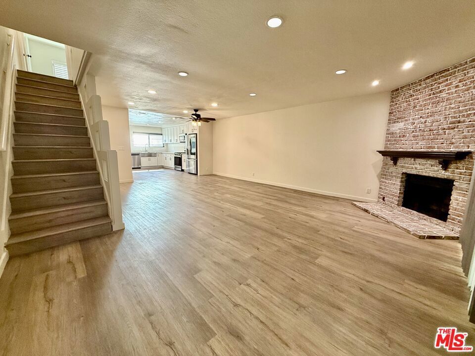 Photo of Listing #26641127