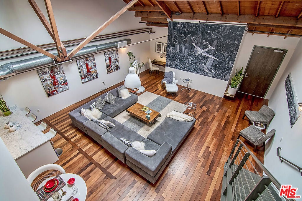 Photo of Listing #26641423