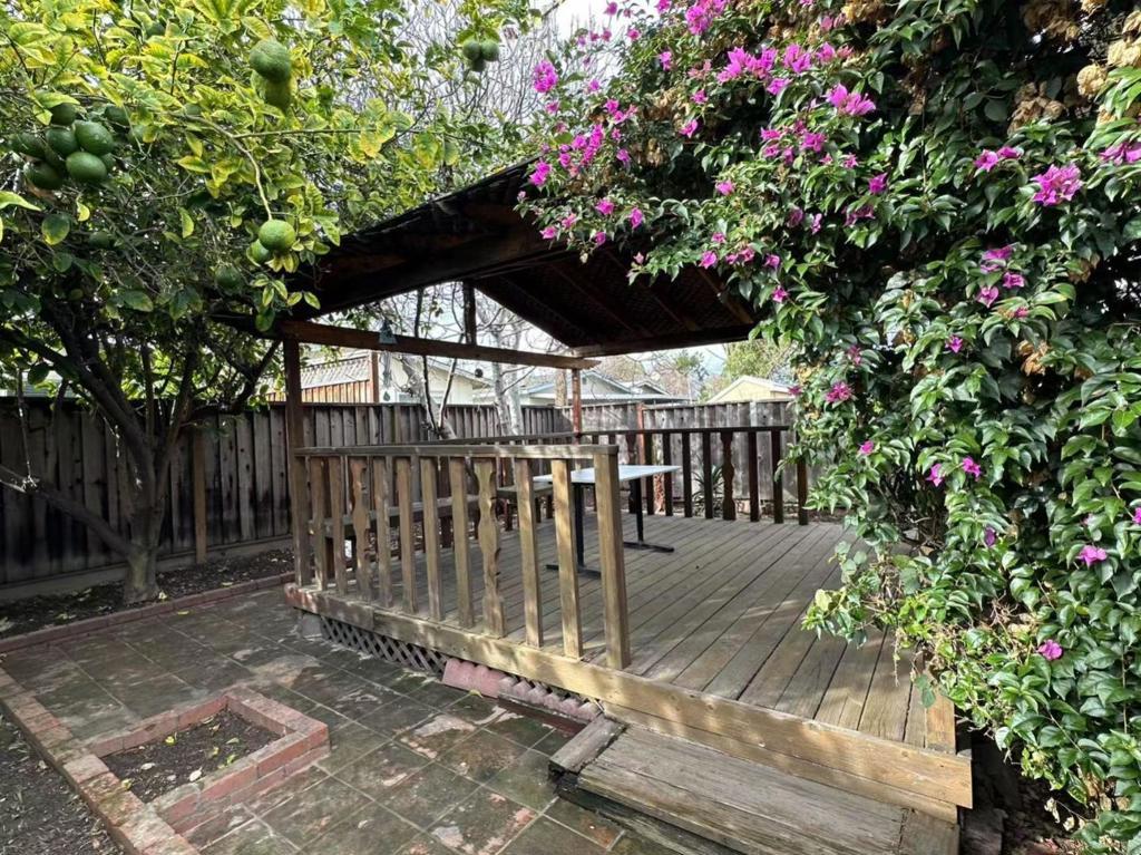 Photo of Listing #ML82032056