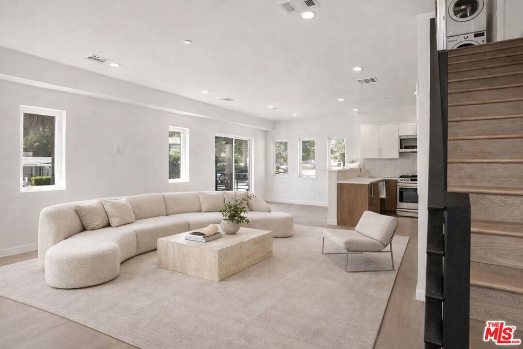 Photo of Listing #26641711