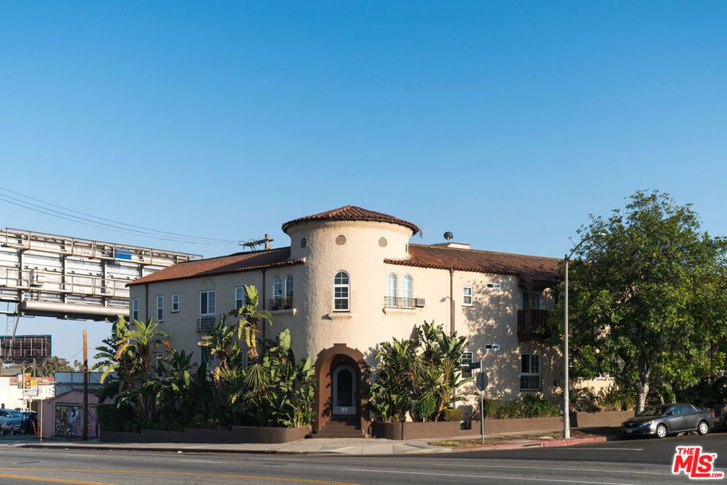 5320 W Olympic # 7, Los Angeles