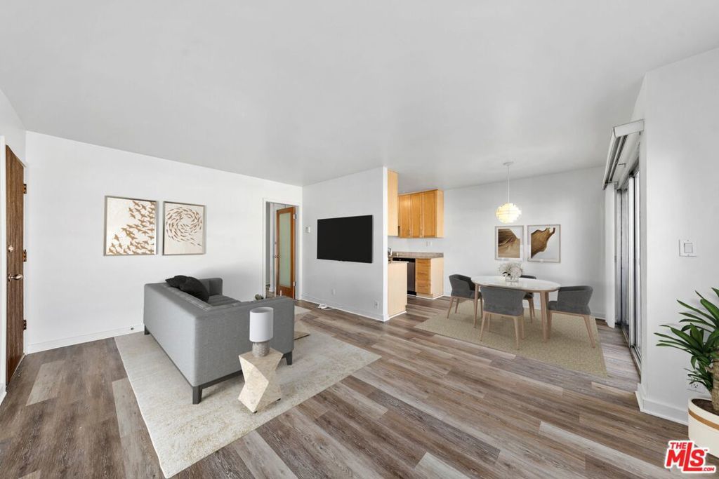 Photo of Listing #26641971