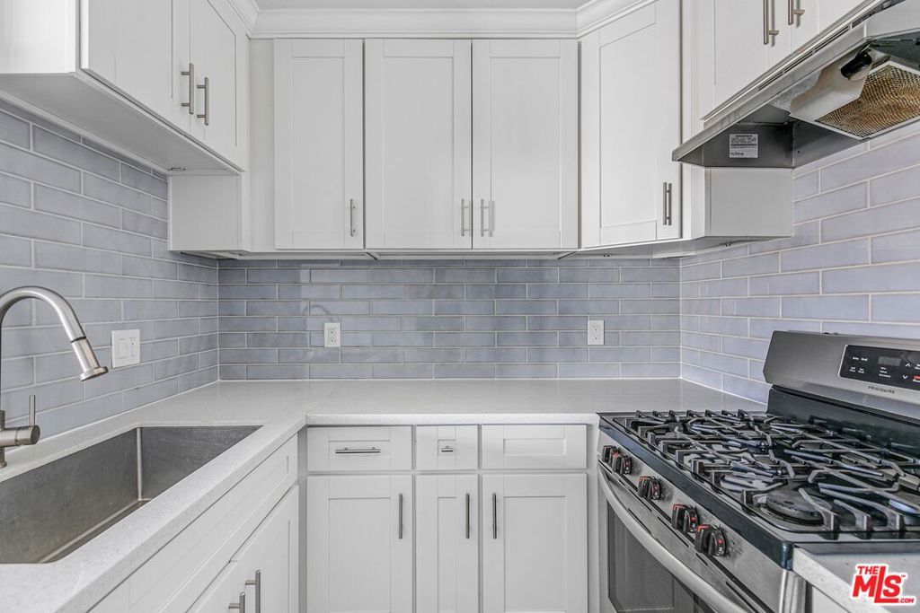 Photo of Listing #26642327