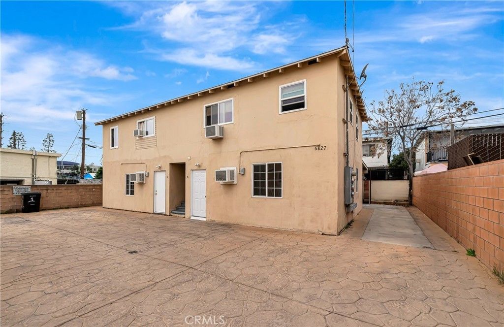 6827 Simpson # 4, North Hollywood