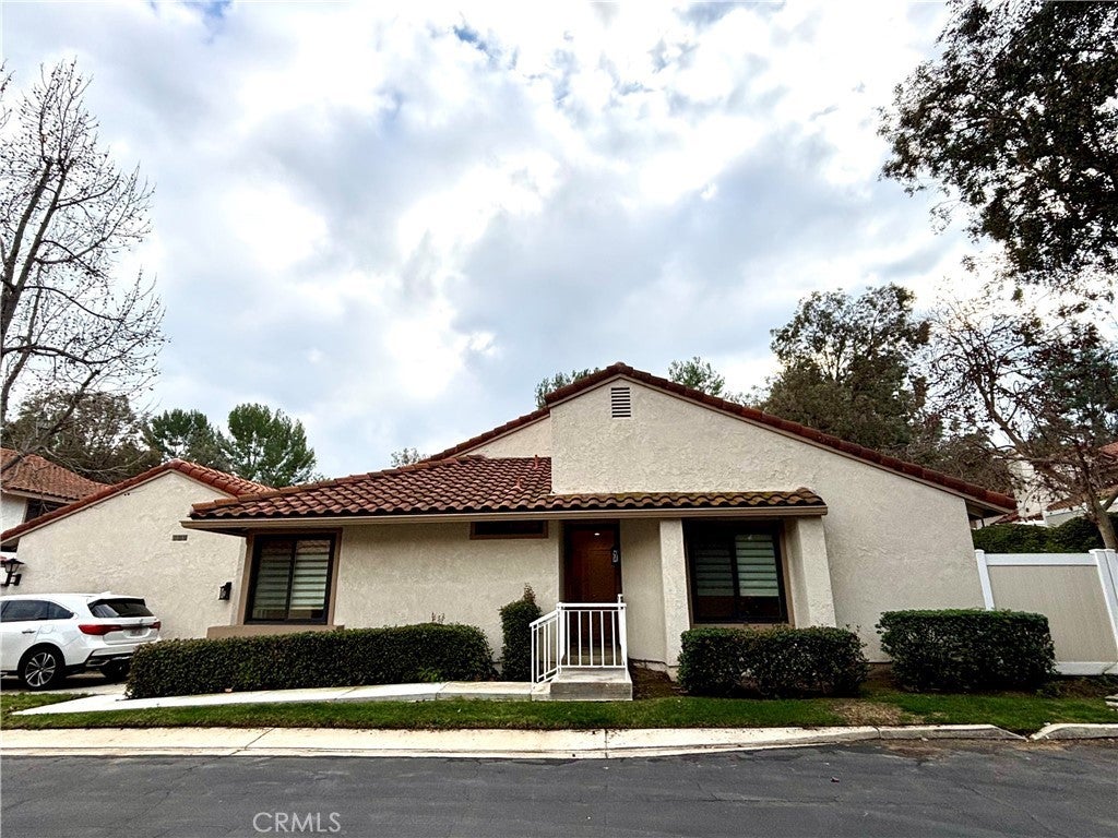 Photo of Listing #CV25251796