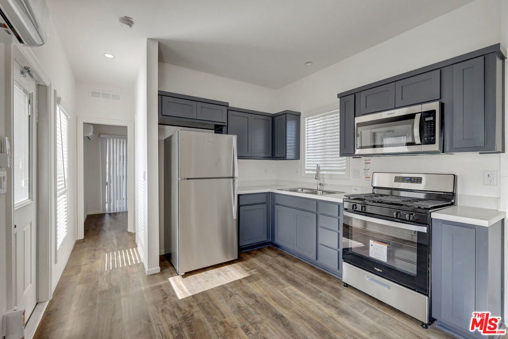 Photo of Listing #26642697