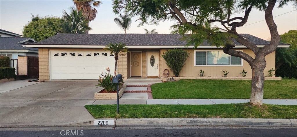 Photo of Listing #NP26013530