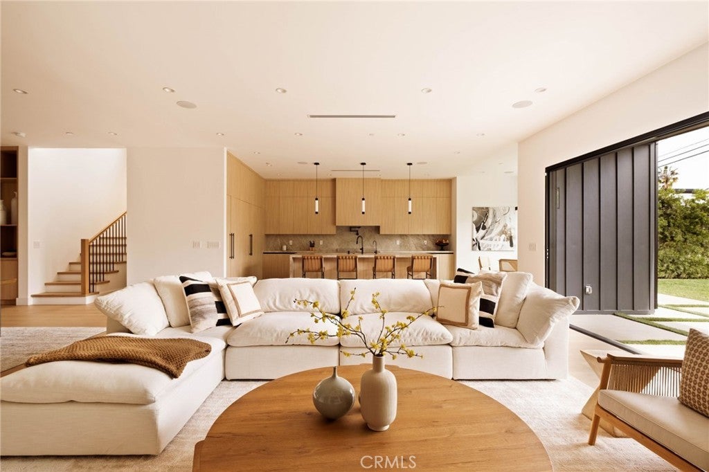 Photo of Listing #SB26017800