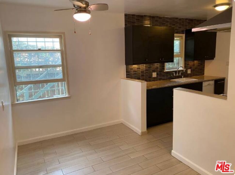 Photo of Listing #26642931