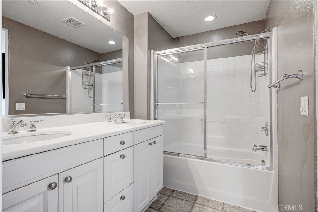 Photo of Listing #PW26017942