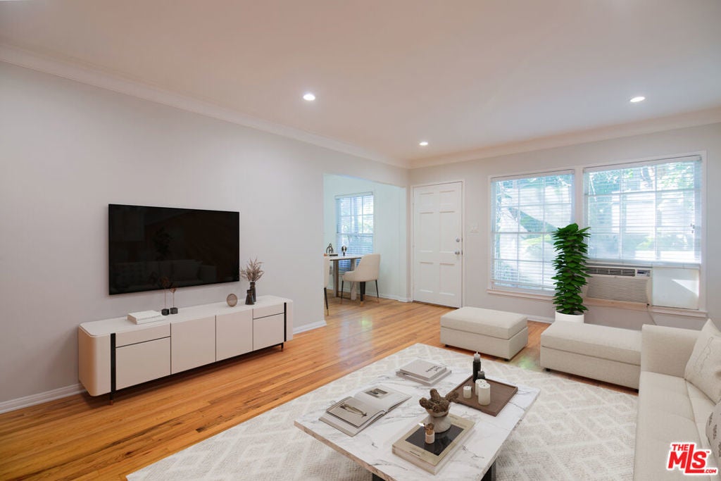 Photo of Listing #26640773