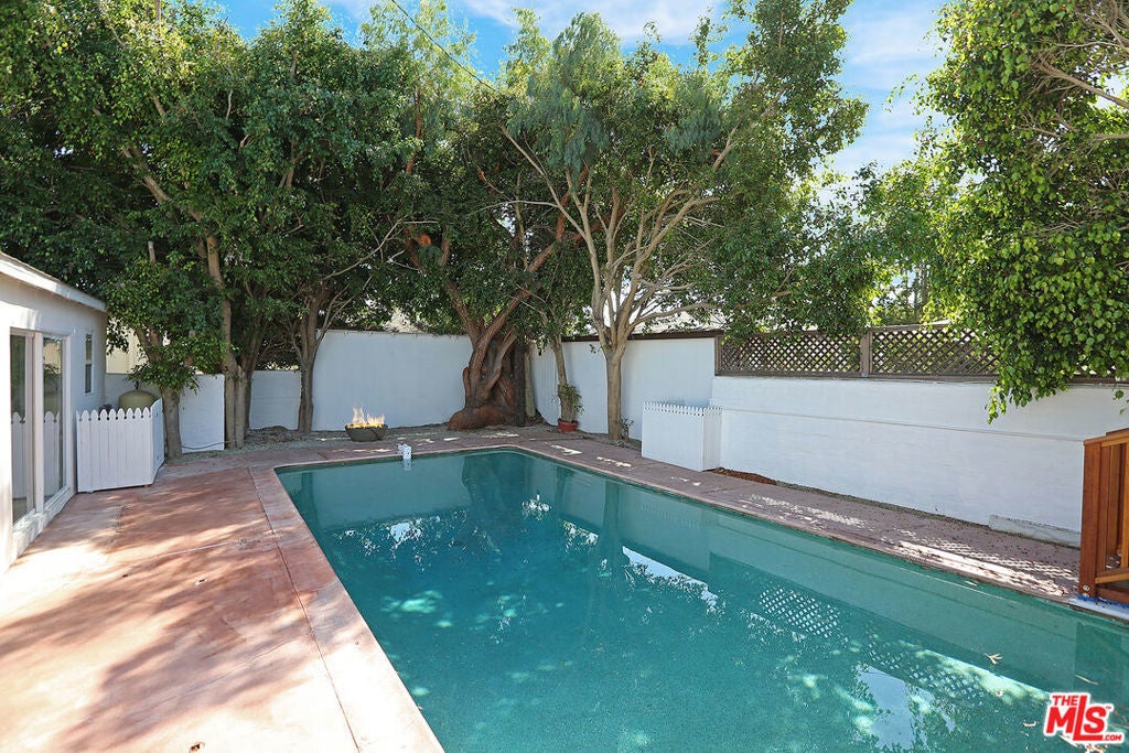 Photo of Listing #26643233