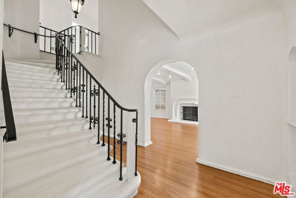 Photo of Listing #26642149