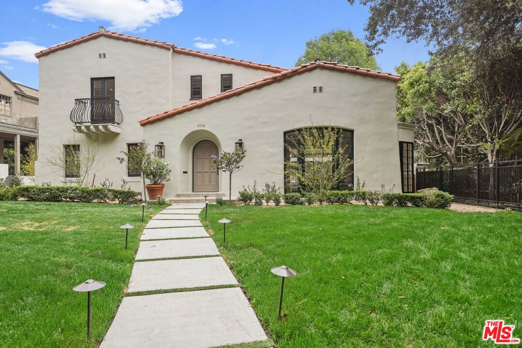 Photo of Listing #26643303