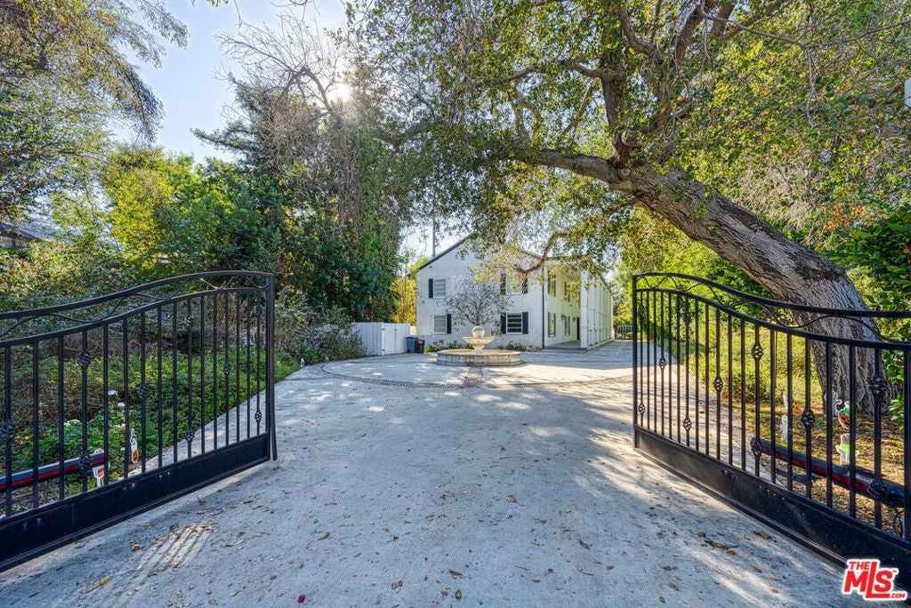 Photo of Listing #26643025