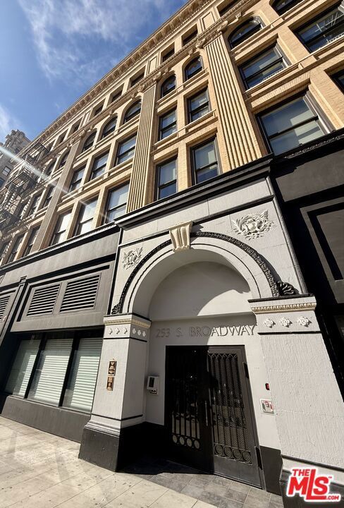 Photo of Listing #26643673