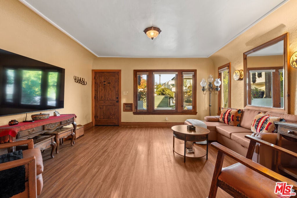 Photo of Listing #26643549