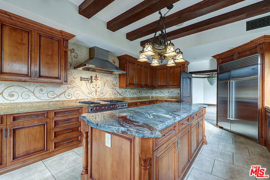 Photo of Listing #25575103