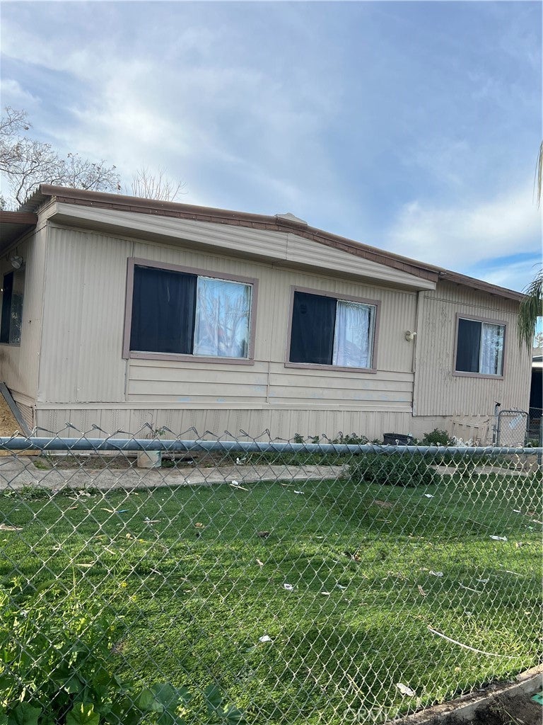 Photo of Listing #SR26019429