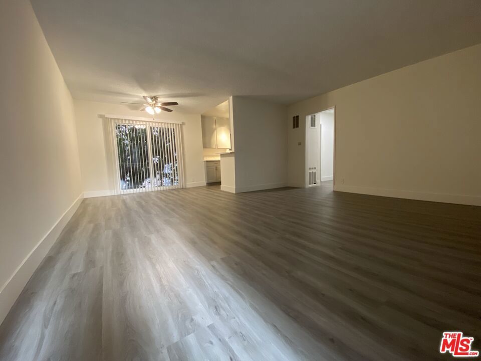 Photo of Listing #26644011