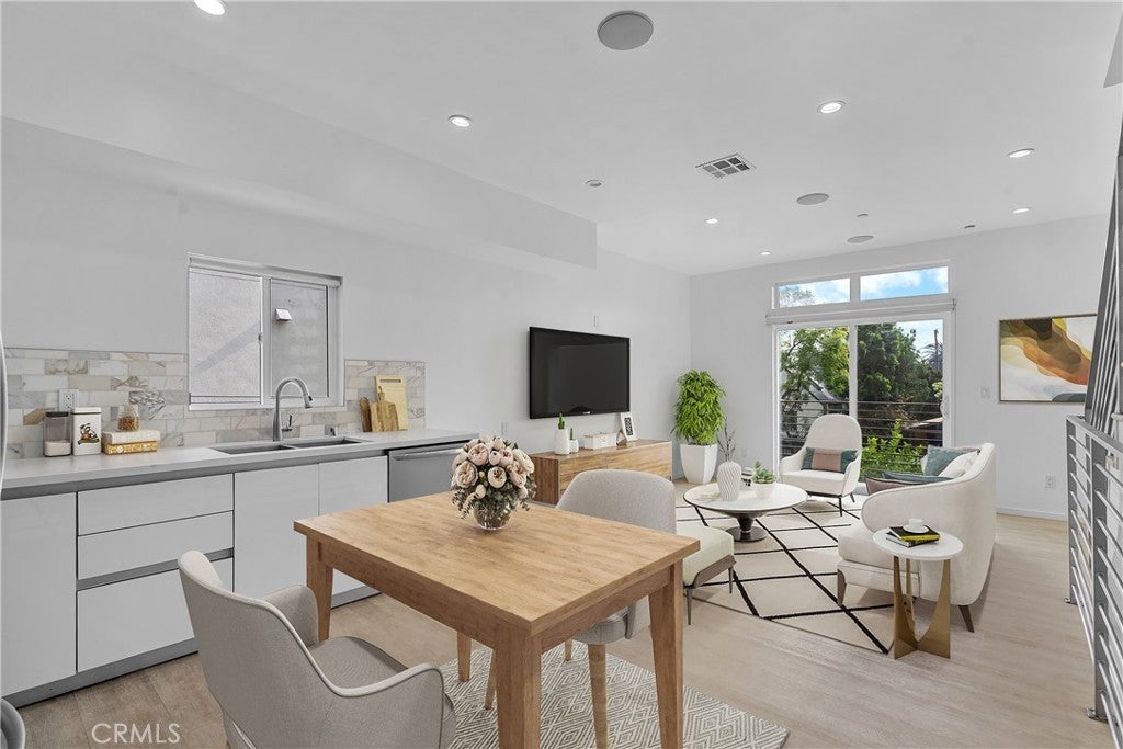 Photo of Listing #OC26019646