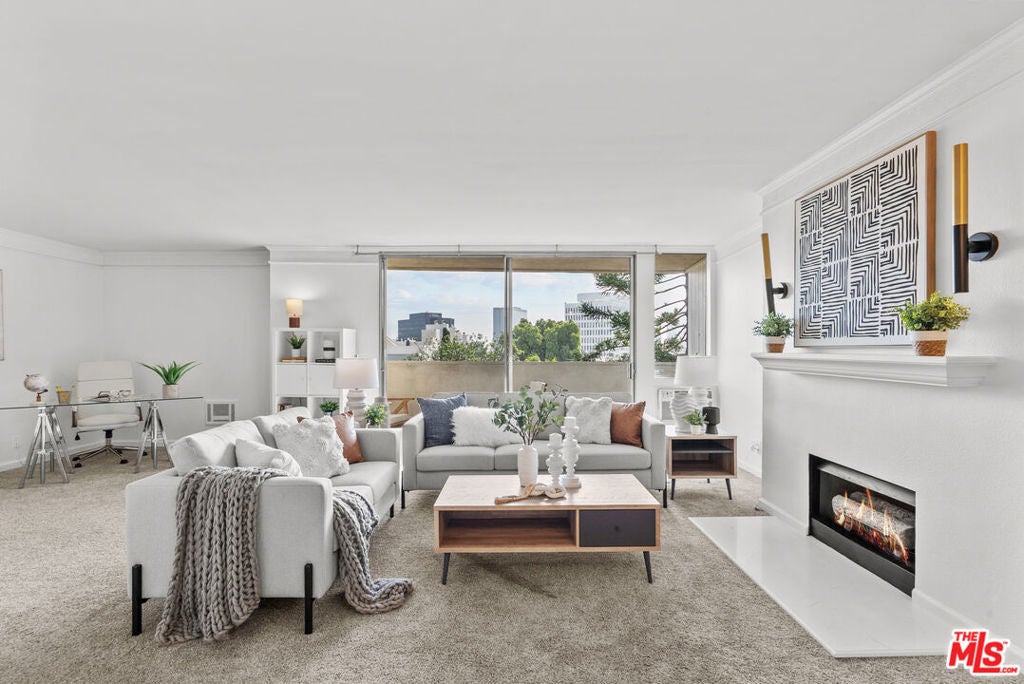 Photo of Listing #26643241