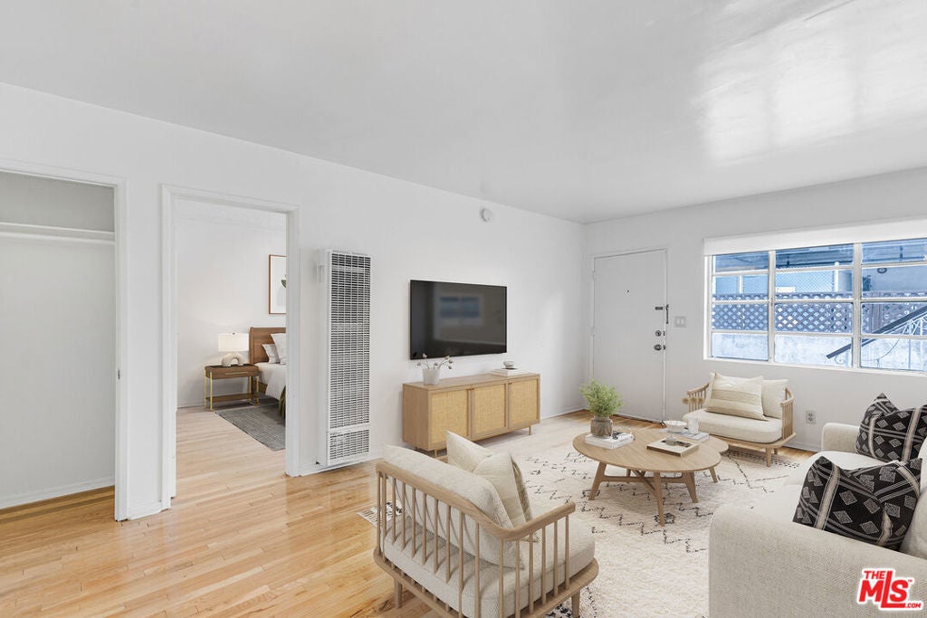 Photo of Listing #26644547