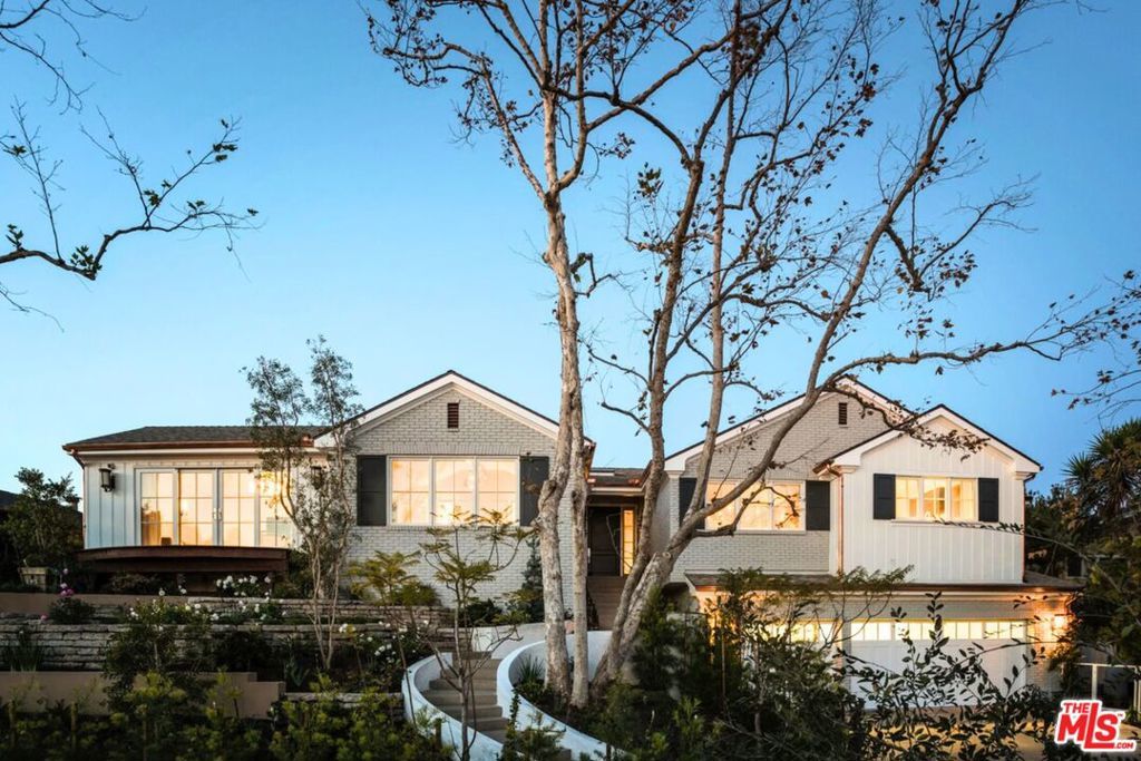 Photo of Listing #26644293